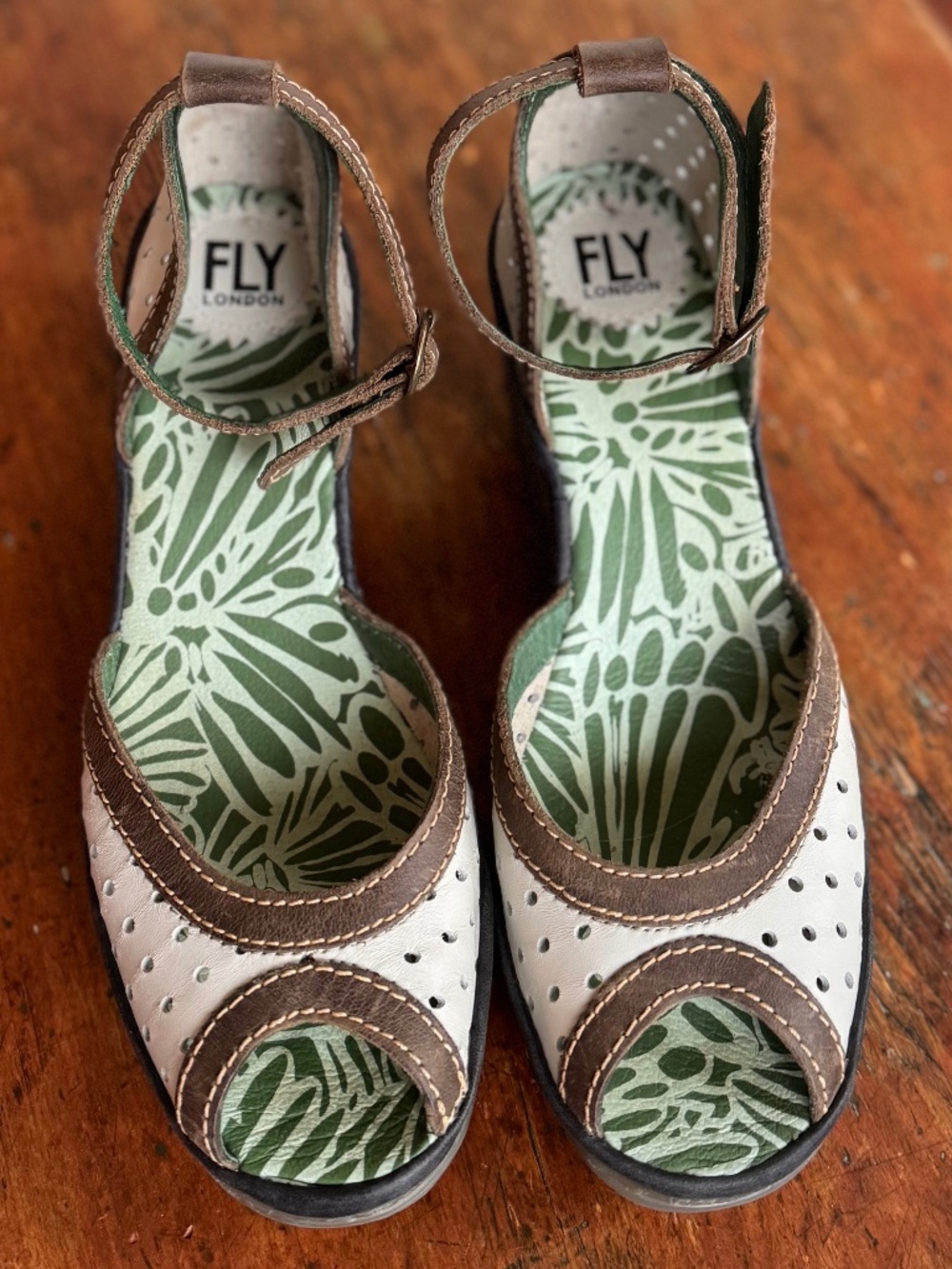 Fly London wedge sandal size 40 - Picture 2 of 6